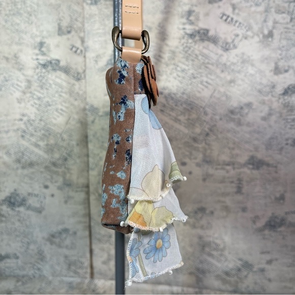 Mary Frances Floral Ruffle Beaded Shoulder Bag Boho Style - Picture 3 of 12